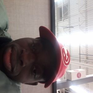 Meet your Posher, Emmanuel